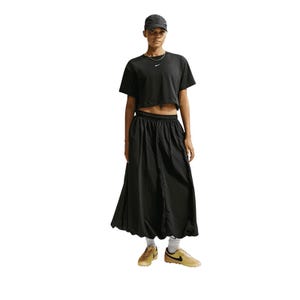 Sportswear Women's Loose Short-Sleeve Cropped T-Shirt (A/W) - Black