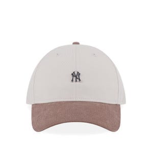 9FORTY Metal Badge Corduroy Khaki New York Yankees Men's Cap - Ivory
