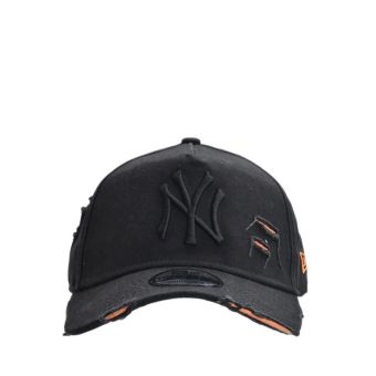 New Era 940AF NY Yankee Cotton Damage Men's Cap -  Black