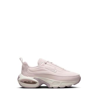 Jual Sepatu Sneakers Wanita Terbaru Februari 2024 PlanetSports.Asia