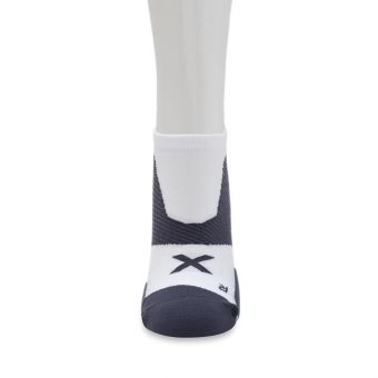 2XU Unisex Vectr Cushion No Show Socks - White