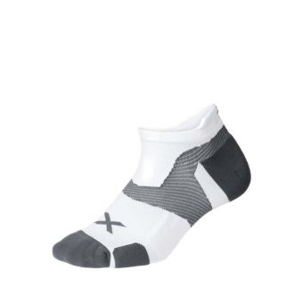 2XU Unisex Vectr Ultralight No Show Socks - White