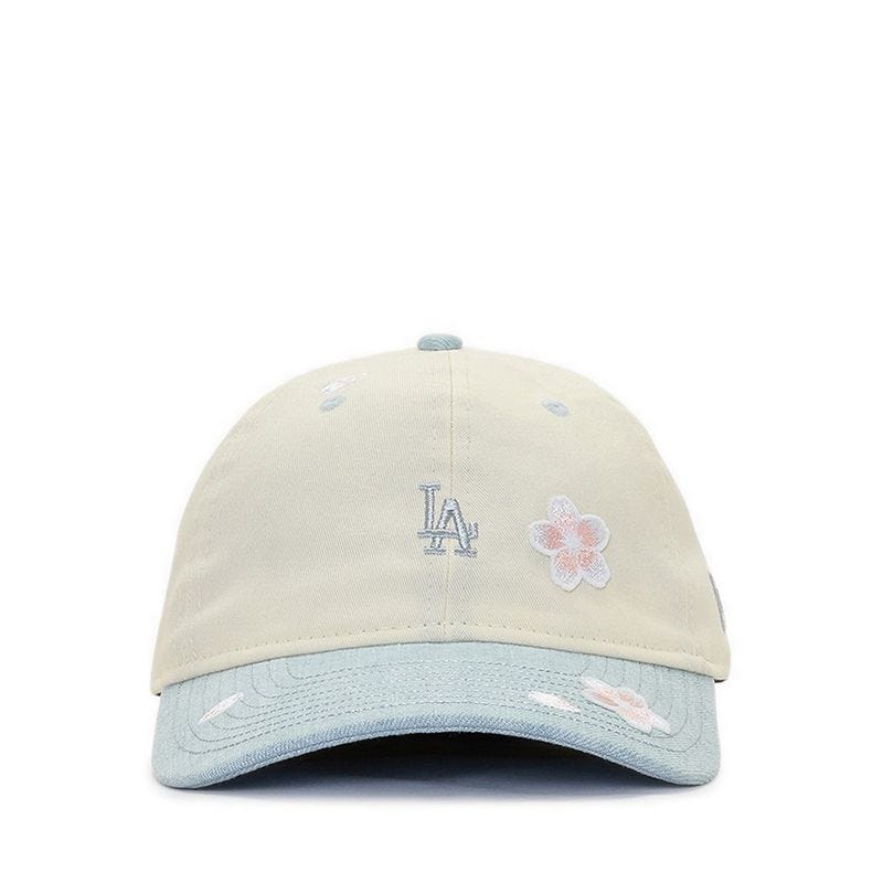 920 Sakura Floral Losdod Women's Caps - Chrome White