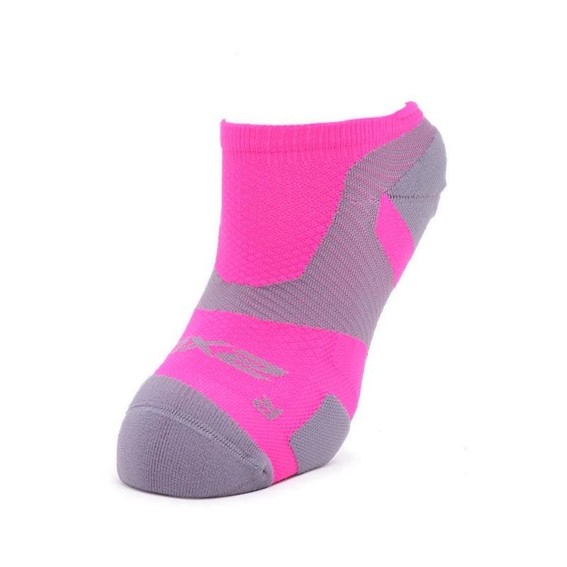 2XU Unisex VECTR Light Cushion No Show Socks - Pink