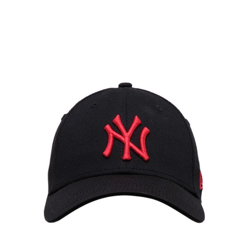 New Era 940 Yankees Essential Red Logo Men's Cap - Black
