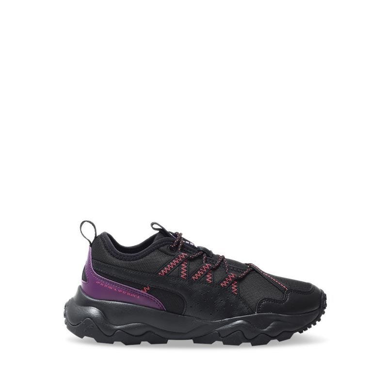 black and purple running shoes