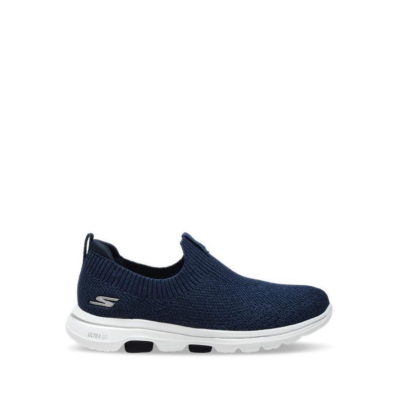 trendy walking shoes