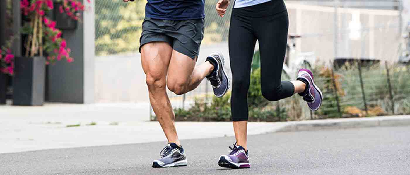 Lari di Mana: Pavement atau Trail?